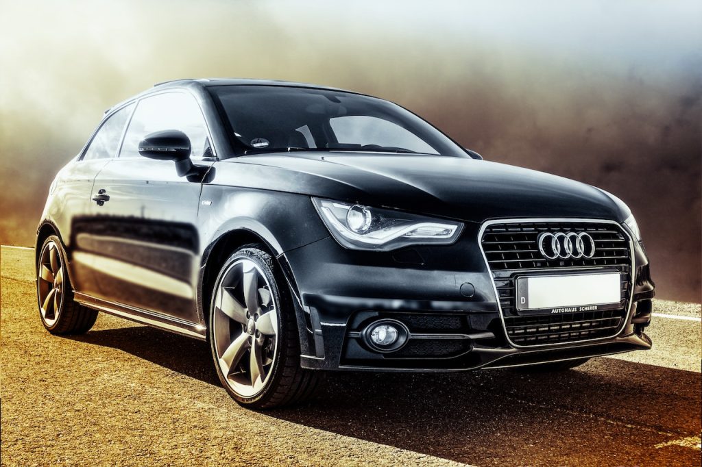 Net je eerste auto gekocht? Vergeet hem niet te verzekeren!